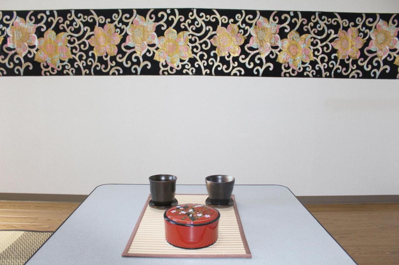Apartment Landmark Hayashi *